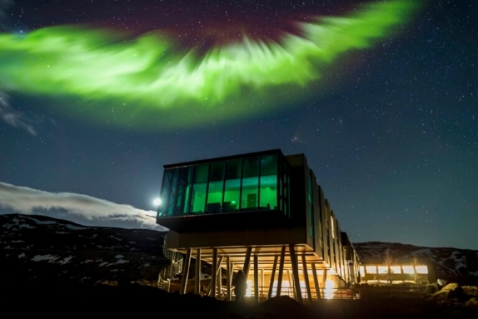 ION Luxury Adventure hotel ligger en times kørsel fra Reykjavik, og her kan man opleve det smukkeste Nordlys.