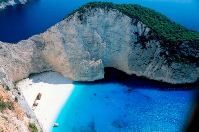 Den græske ø Zakynthos kaldes også for Skildpaddeøen.
