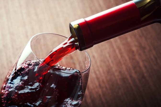 Rødvin er godt for mundhygiejnen. 