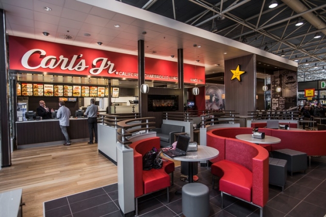 Carl&#039;s Jr. åbner sin fjerde restaurant i Danmark.