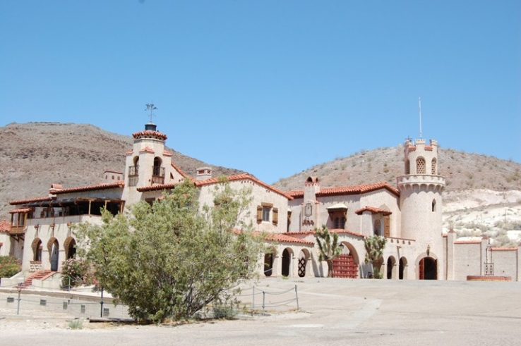 Scotty&#039;s Castle fortæller den utrolige historie om alletiders løgnhals.