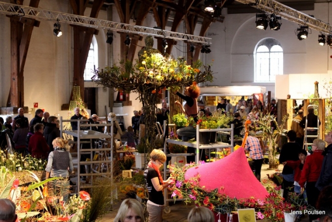 Danmarks smukkeste konkurrence, DM i blomsterkunst, finder sted i Ridehuset i Aarhus.