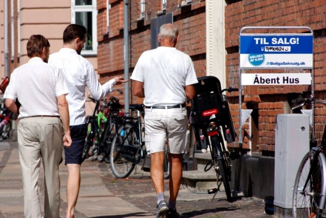 Det kan godt betale sig at lave nogle beregninger før man køber eller lejer bolig.