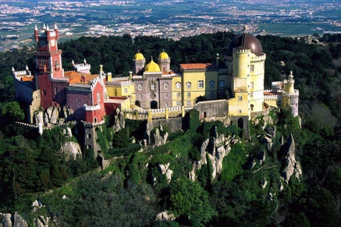 Sintra har en unik arkitektur og historie, der sætter fantasien i gang.